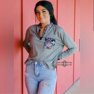 👩‍🏫EducationFundraiser📚Shop to Support✏️Rowdy Crowd Llano Estacado Medium Top